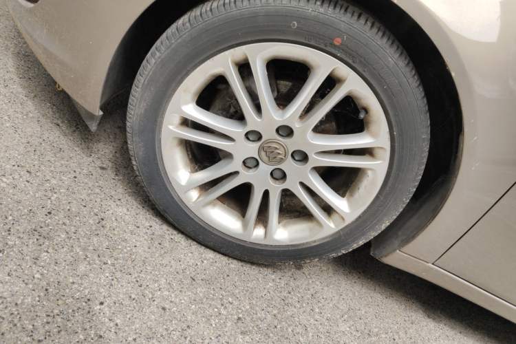 Used Buick Regal 2009 2.4L Flagship Edition Right Front Wheel Hub