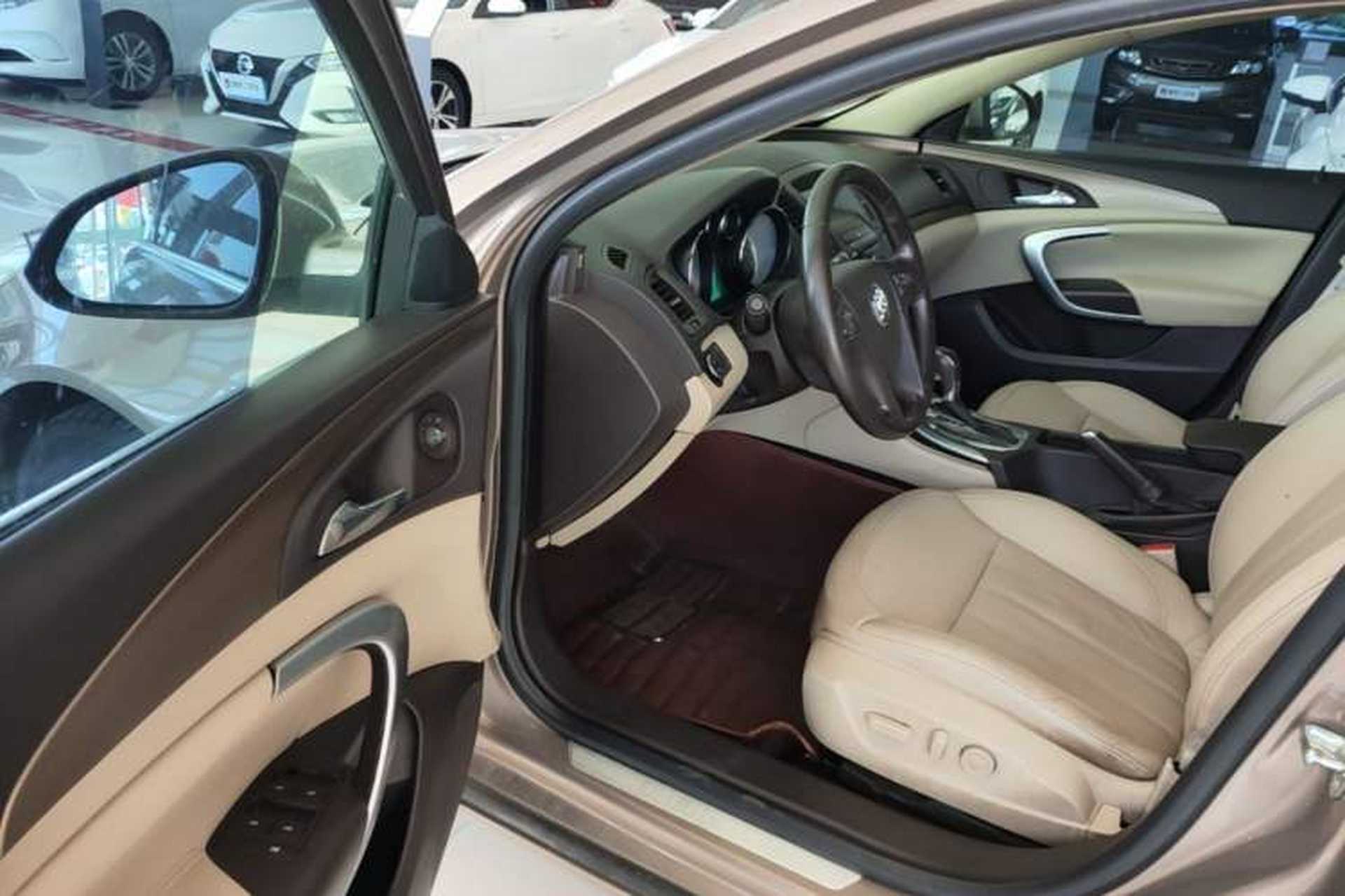 Used Buick Regal 2009 2.0L Elite Edition Driver Seat