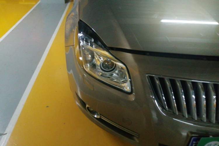 Used Buick Regal 2009 2.0T Luxury Sport Edition Right Front Headlight