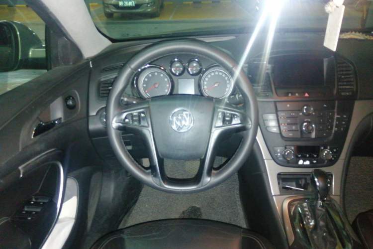 Used Buick Regal 2009 2.0T Luxury Sport Edition Steering Wheel