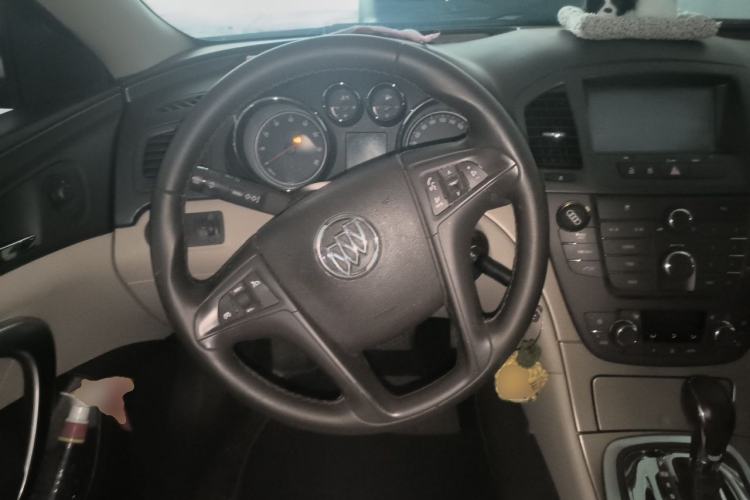 Used Buick Regal 2009 2.0L Elite Edition Steering Wheel