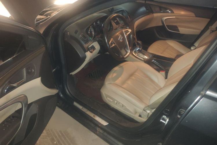 Used Buick Regal 2009 2.0L Elite Edition Driver Seat