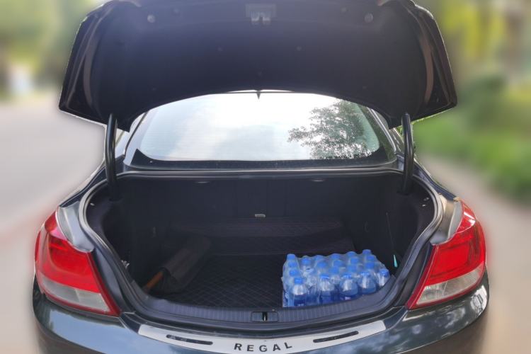 Used Buick Regal 2009 2.4L Flagship Edition Trunk