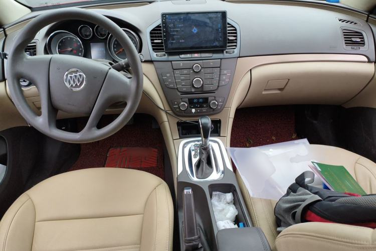 Used Buick Regal 2009 2.0L Comfort Edition Center Console