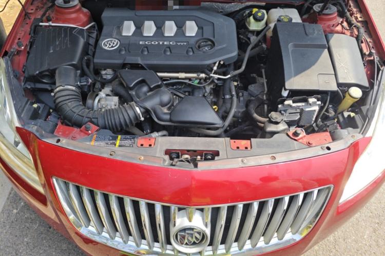 Used Buick Regal 2009 2.0L Elite Edition Engine Bay