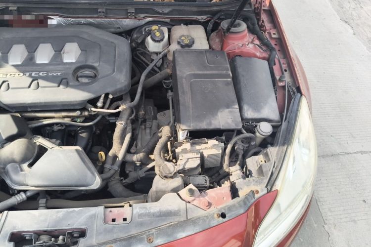 Used Buick Regal 2009 2.0L Elite Edition Engine Bay Left