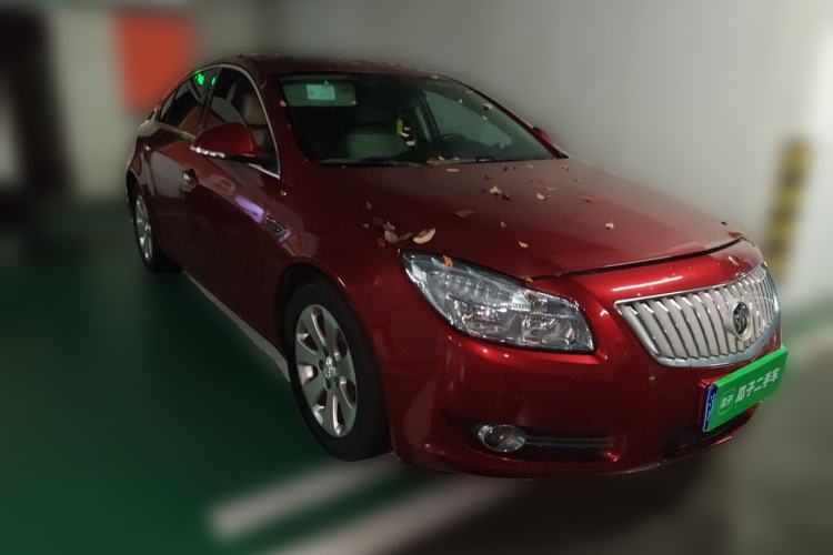 Used Buick Regal 2009 2.0L Elite Edition Front Right 45 Deg