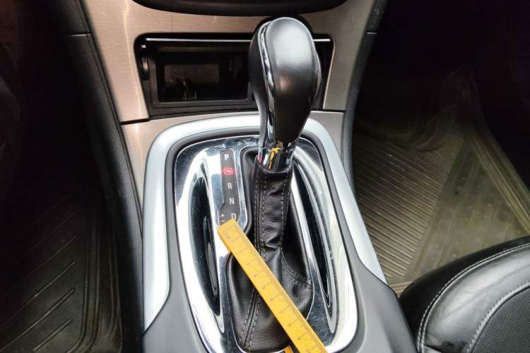 Used Buick Regal 2009 2.4L Flagship Edition Gear Lever