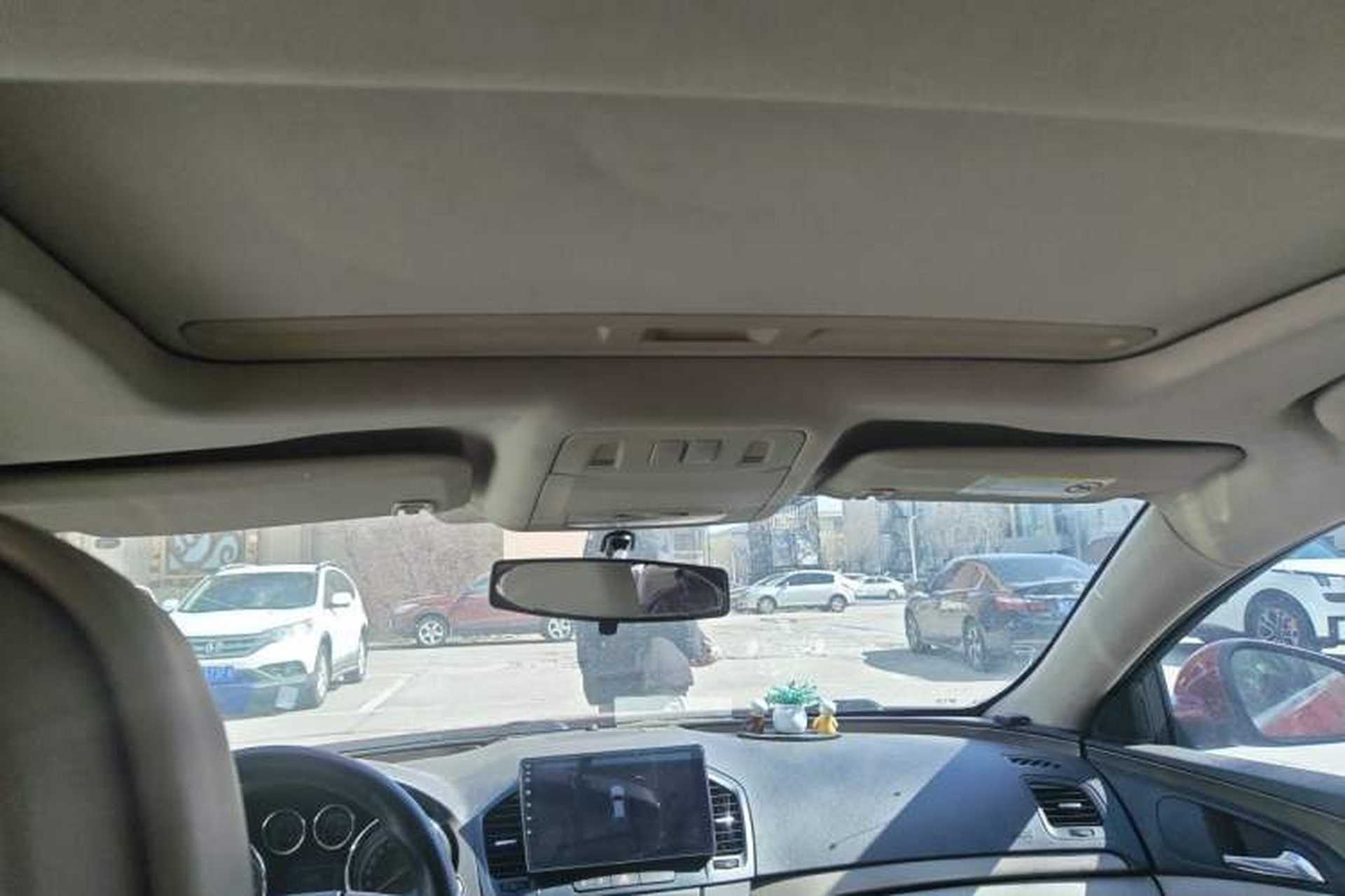 Used Buick Regal 2009 2.0L Elite Edition Headliner