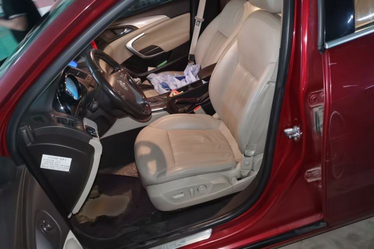Used Buick Regal 2009 2.0L Elite Edition Left Front Seat