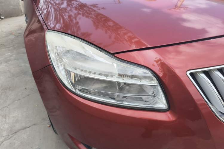 Used Buick Regal 2009 2.0L Elite Edition Right Front Headlight