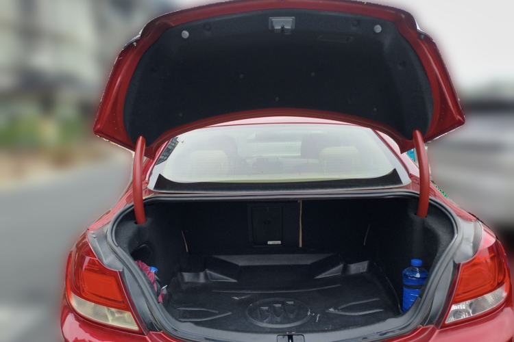 Used Buick Regal 2009 2.0L Comfort Edition Trunk