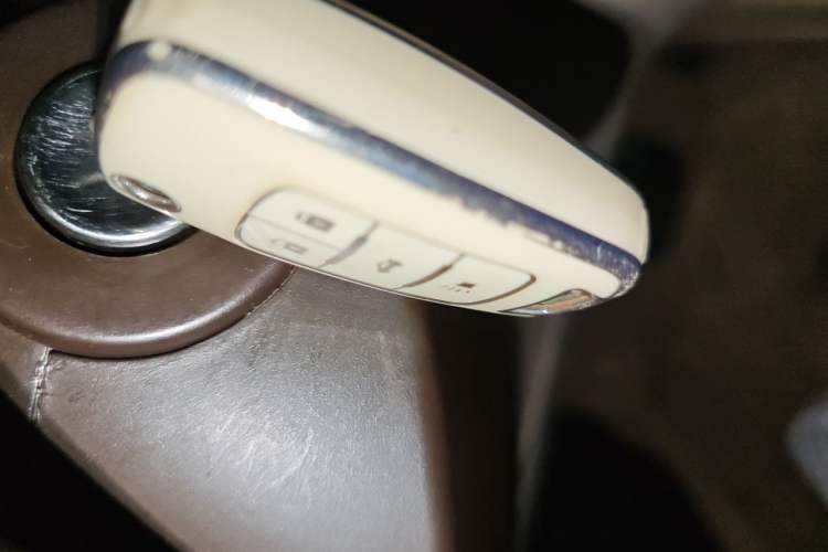 Used Buick Regal 2009 2.0L Elite Edition Vehicle Key