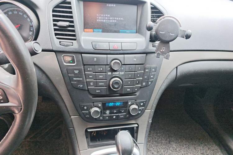 Used Buick Regal 2009 2.4L Flagship Edition Audio And AC Panel