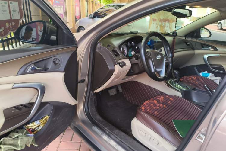 Used Buick Regal 2009 2.0L Elite Edition Driver Seat