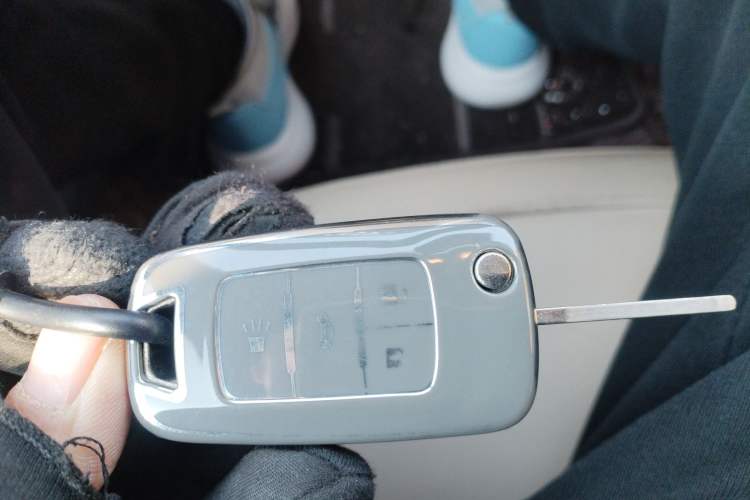 Used Buick Regal 2009 2.0L Elite Edition Vehicle Key
