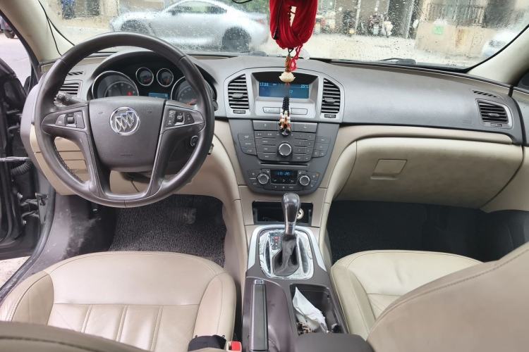 Used Buick Regal 2010 2.0L Expo Edition Center Console