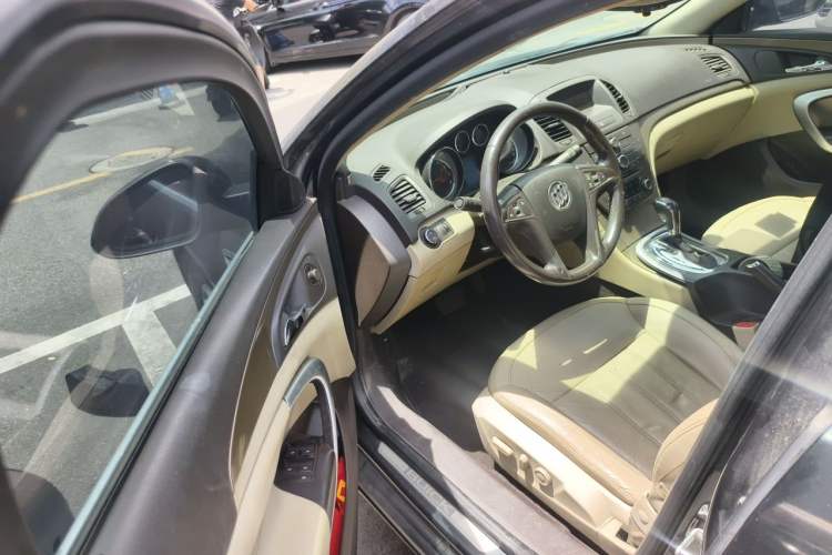 Used Buick Regal 2010 2.0L Expo Edition Driver Seat