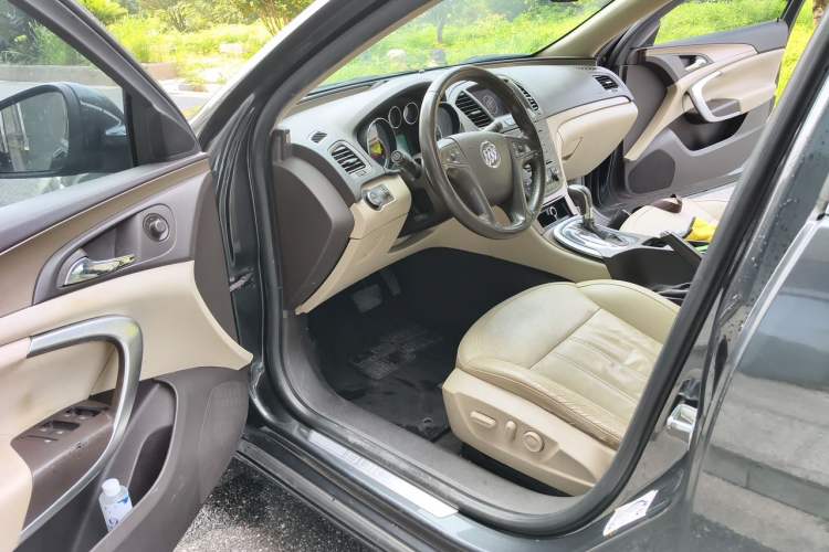 Used Buick Regal 2010 2.4L Elite Edition Driver Seat