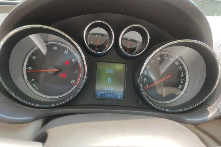 Used Buick Regal 2010 2.0L Expo Edition Instrument Cluster