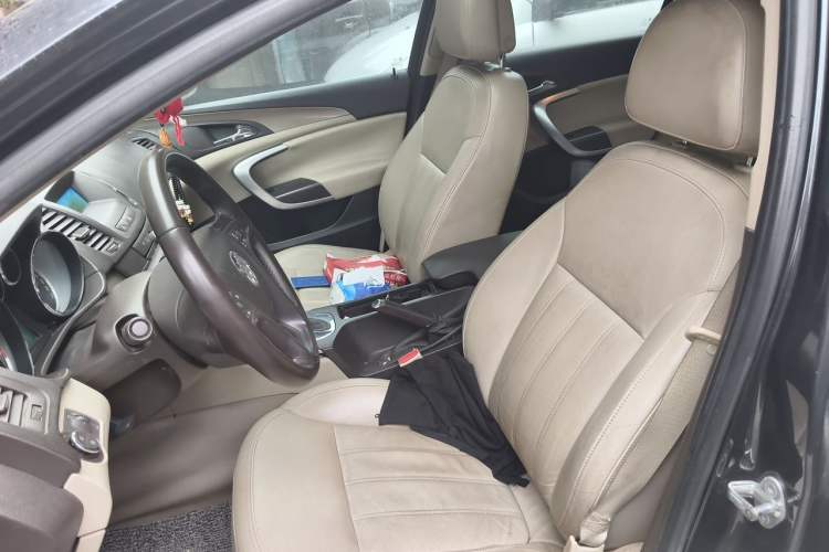 Used Buick Regal 2010 2.0L Expo Edition Left Front Seat