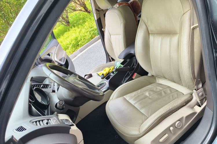 Used Buick Regal 2010 2.4L Elite Edition Left Front Seat
