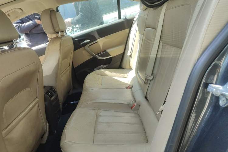 Used Buick Regal 2010 2.0L Expo Edition Left Rear Seat