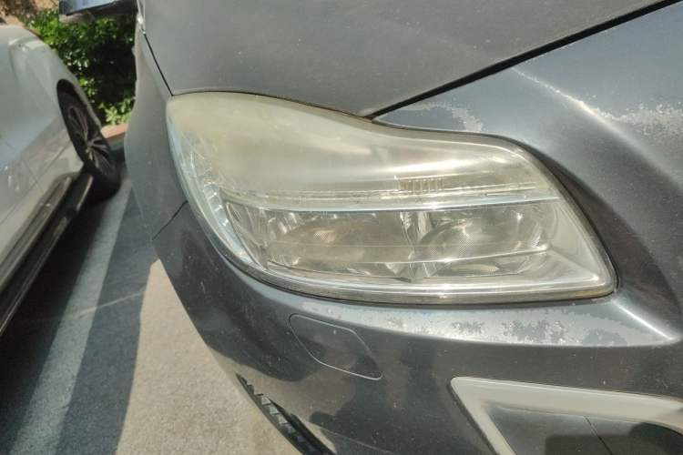 Used Buick Regal 2010 2.0L Expo Edition Right Front Headlight