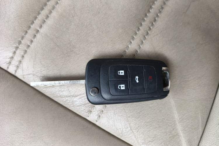 Used Buick Regal 2010 2.4L Elite Edition Vehicle Key