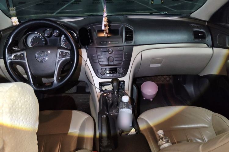 Used Buick Regal 2010 2.0L Expo Edition Center Console