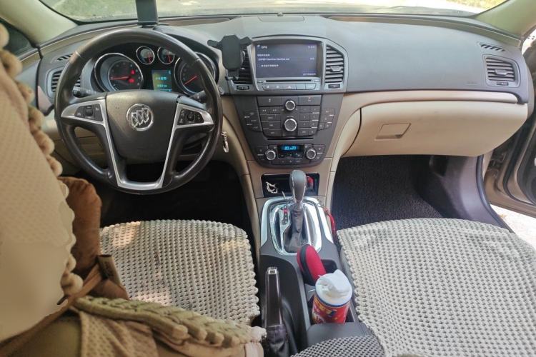 Used Buick Regal 2010 2.0L Expo Edition Center Console