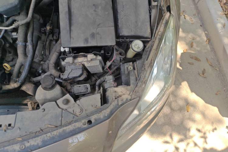 Used Buick Regal 2010 2.0L Expo Edition Engine Bay Left