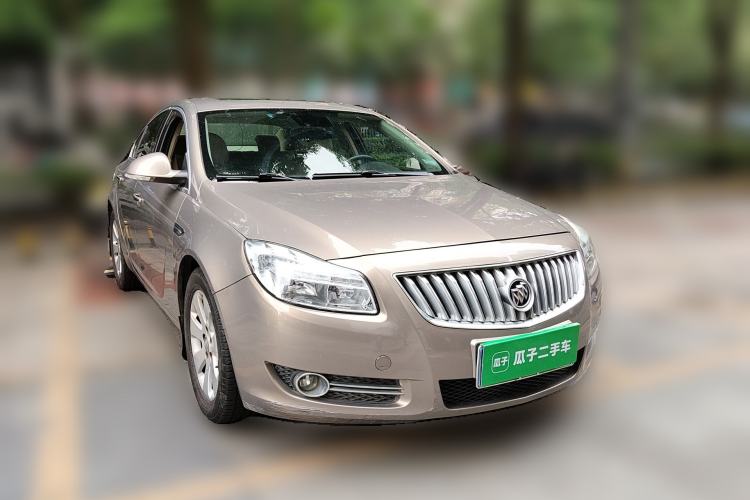 Used Buick Regal 2010 2.0L Expo Edition Front Right 45 Deg