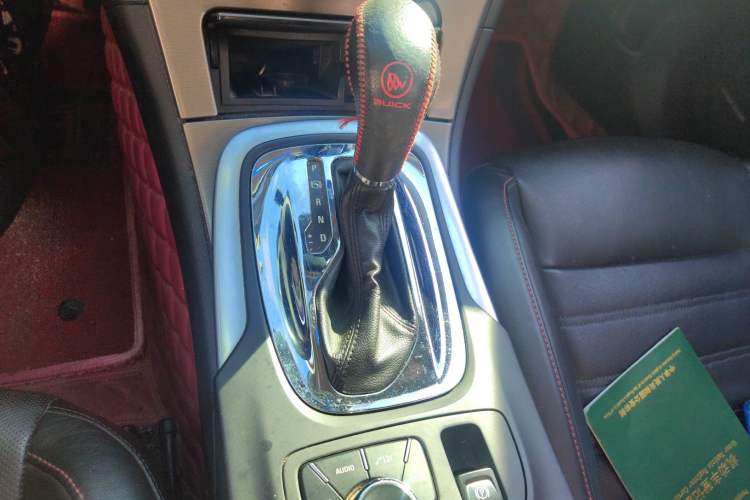 Used Buick Regal 2010 2.0T Flagship Sport Edition Gear Lever