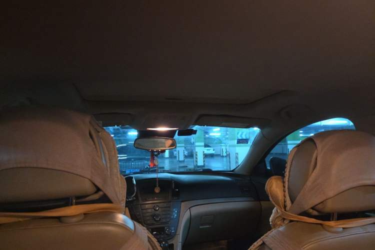 Used Buick Regal 2010 2.0L Expo Edition Headliner