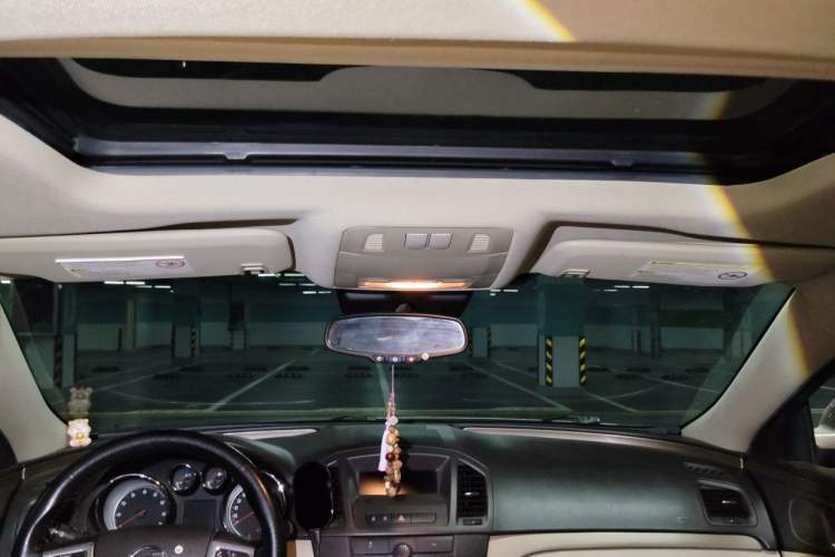 Used Buick Regal 2010 2.0L Expo Edition Headliner