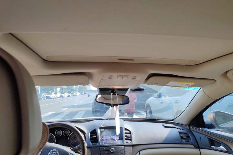 Used Buick Regal 2010 2.0L Expo Edition Headliner
