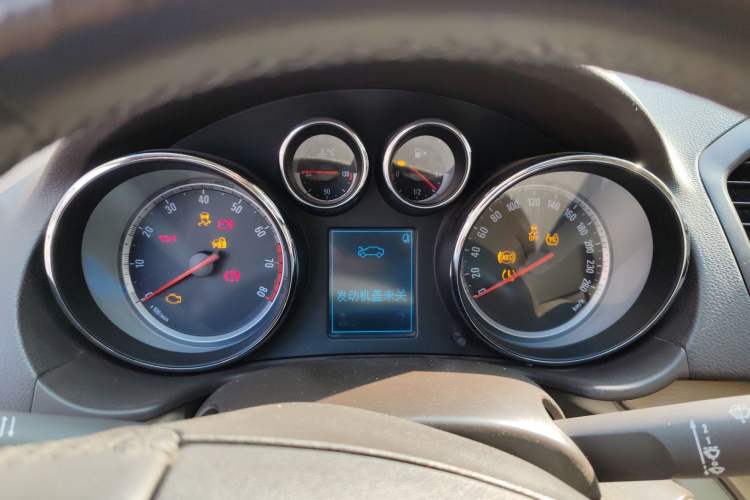 Used Buick Regal 2010 2.0L Expo Edition Instrument Cluster