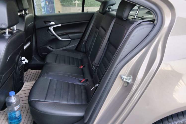 Used Buick Regal 2010 2.0T Flagship Sport Edition Left Rear Seat