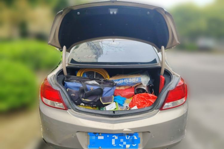 Used Buick Regal 2010 2.0L Expo Edition Trunk