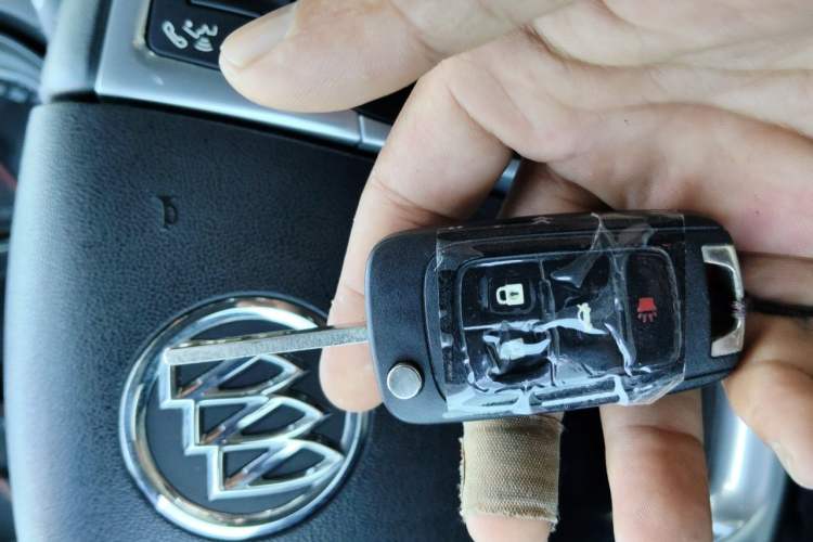 Used Buick Regal 2010 2.0T Flagship Sport Edition Vehicle Key