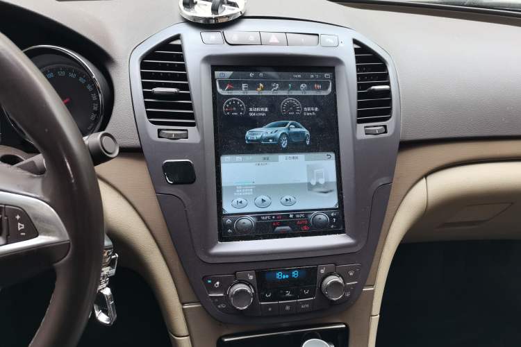 Used Buick Regal 2010 2.0L Expo Edition Audio And AC Panel