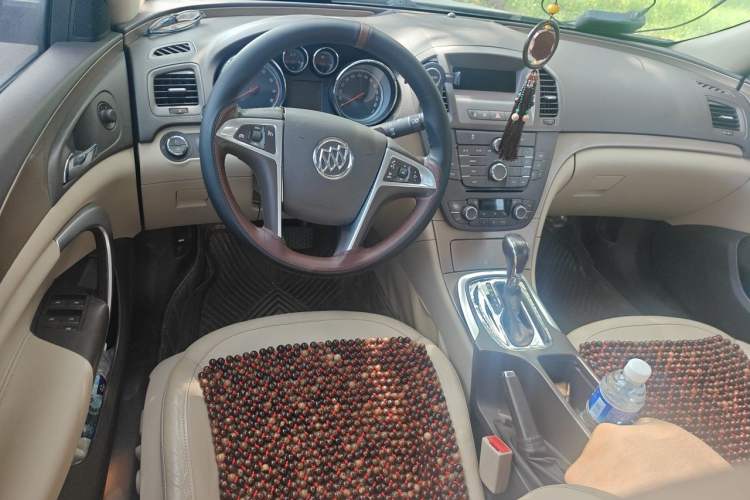 Used Buick Regal 2010 2.0L Expo Edition Center Console