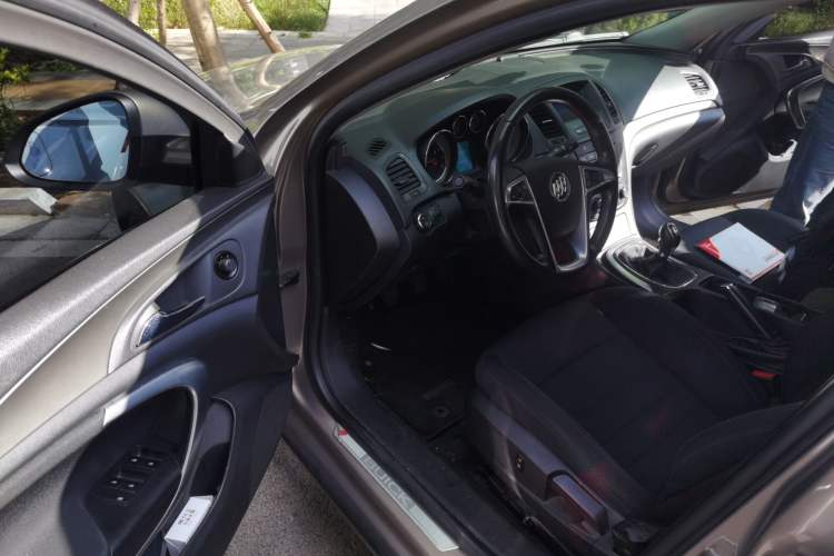 Used Buick Regal 2010 1.6T Elite Sport Edition Driver Seat