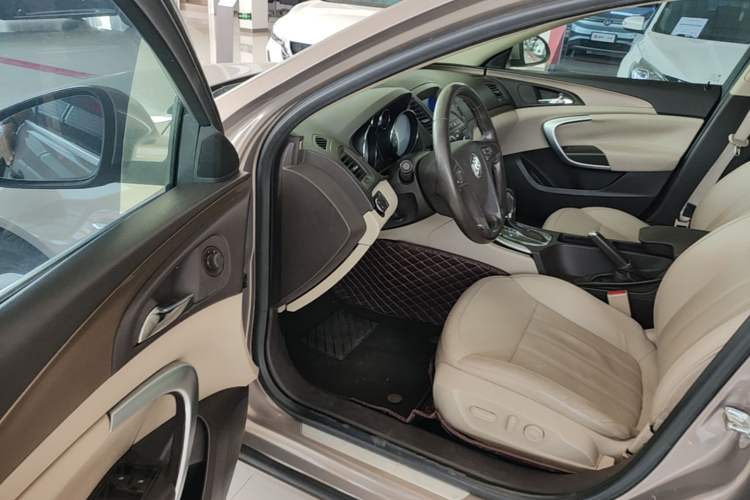 Used Buick Regal 2010 2.0L Expo Edition Driver Seat