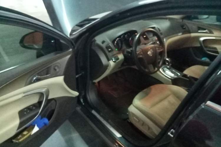 Used Buick Regal 2010 2.4L Elite Edition Driver Seat