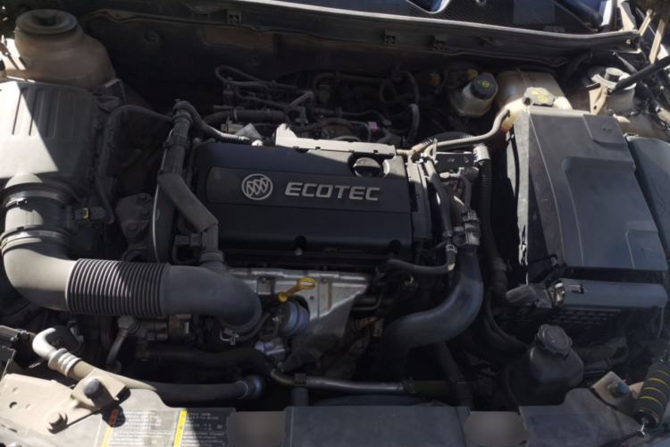 Used Buick Regal 2010 1.6T Elite Sport Edition Engine Bay