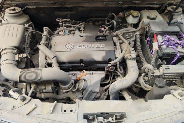 Used Buick Regal 2010 1.6T Elite Sport Edition Engine Bay