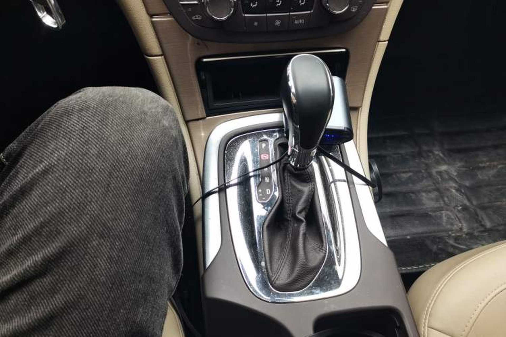 Used Buick Regal 2010 2.0L Expo Edition Gear Lever