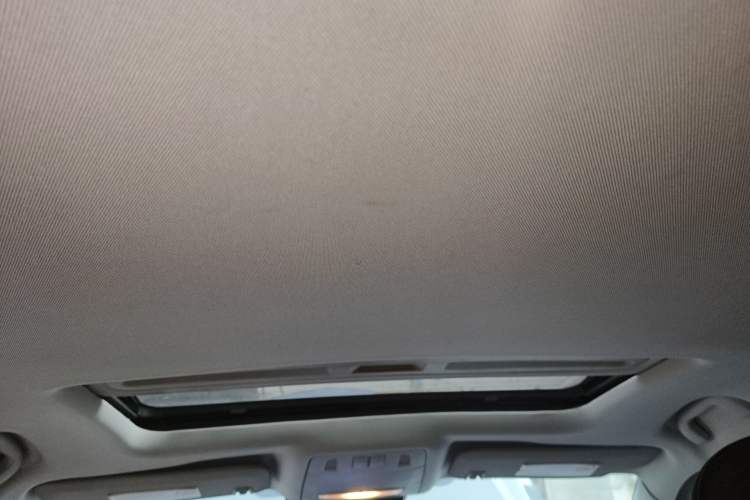 Used Buick Regal 2010 1.6T Elite Sport Edition Headliner